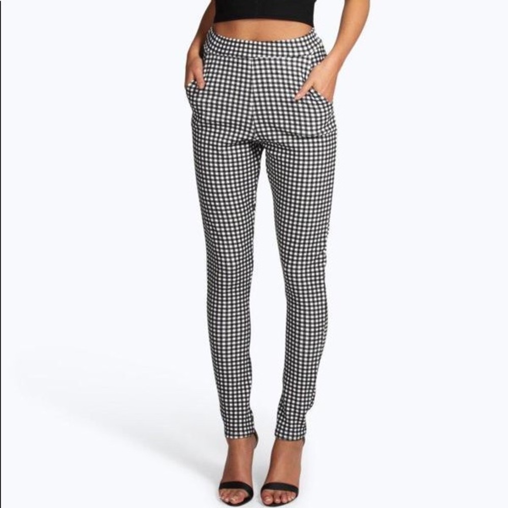 BooHoo Catarina gingham leggings